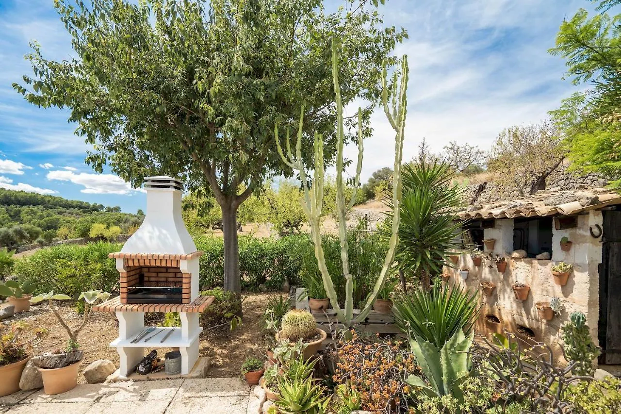 Can Pulit - Finca Romantica Para 2 Con Piscina Y Vistas En Selva  0*, Selva (Mallorca) Espagne